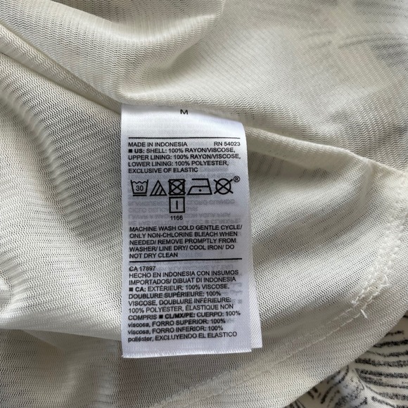 Old Navy Sundress Bundle Slip On Casual Summer Dresses Mini Black White Floral - Picture 11 of 15